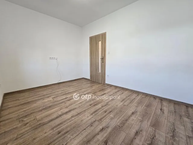 Eladó ház Béb 107 nm