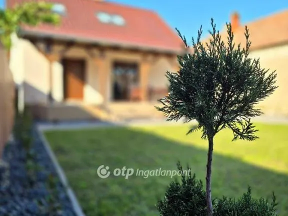 Eladó ház Béb 107 nm
