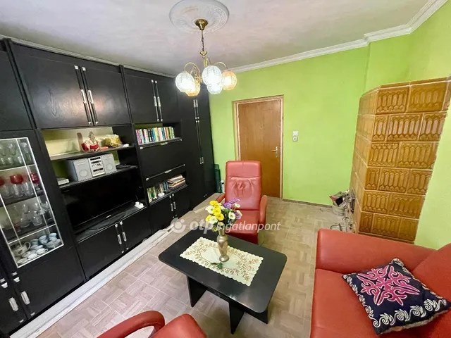 Eladó ház Adásztevel 64 nm