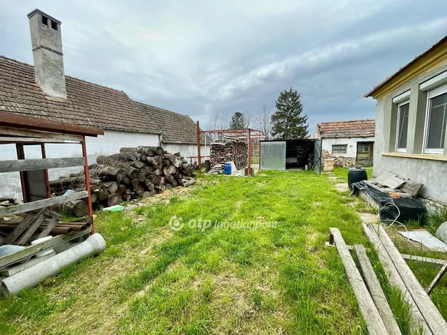 Eladó ház Adásztevel 64 nm