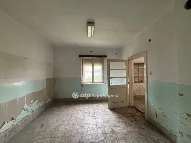 Eladó ház Bakonyszentiván 85 nm