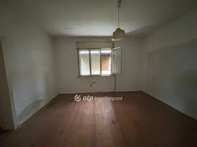 Eladó ház Bakonyszentiván 85 nm