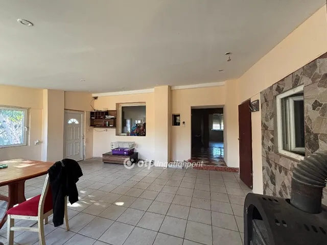 Eladó ház Vinár 107 nm