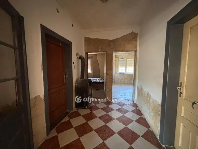 Eladó ház Vinár 107 nm