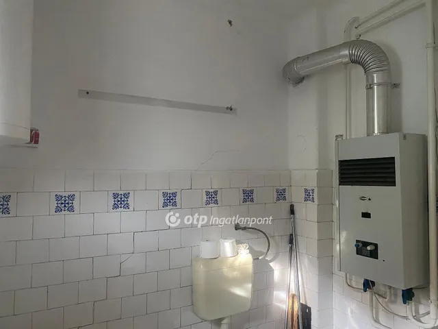 Eladó ház Béb 70 nm