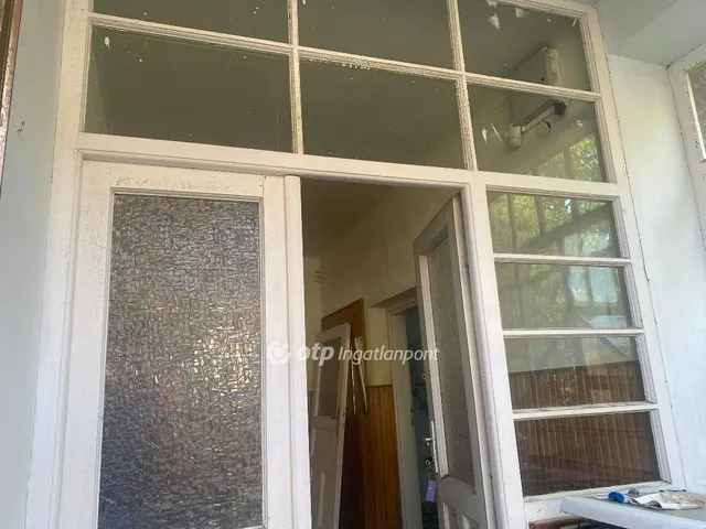 Eladó ház Béb 70 nm