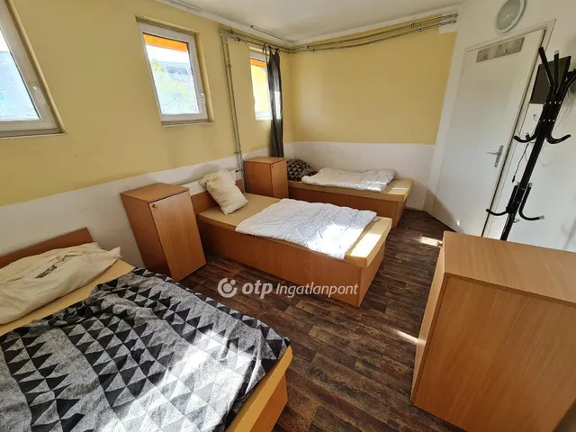 Eladó ház Pápa 450 nm