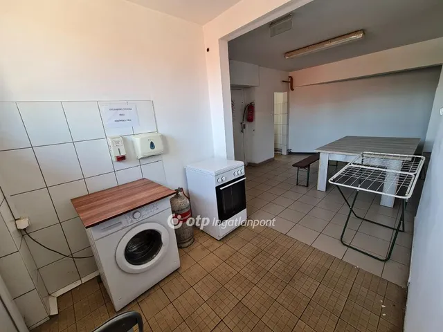 Eladó ház Pápa 450 nm