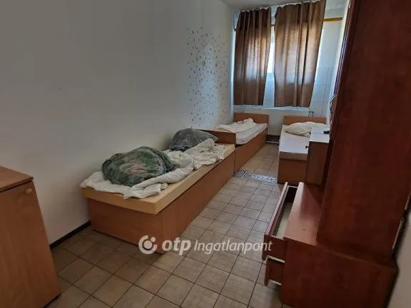 Eladó ház Pápa 450 nm