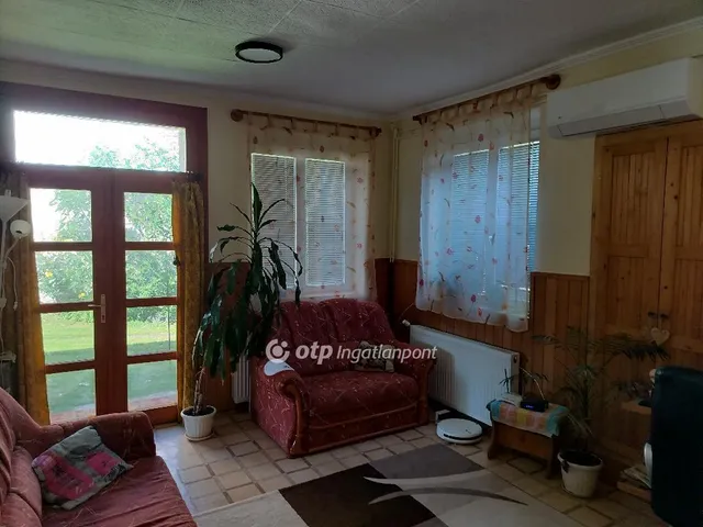 Eladó ház Szil 80 nm