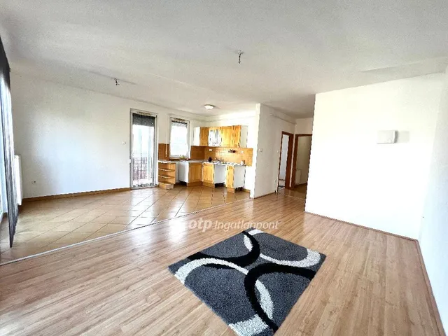 Eladó lakás Győr 85 nm