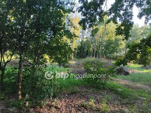 Eladó telek Csögle 75 nm