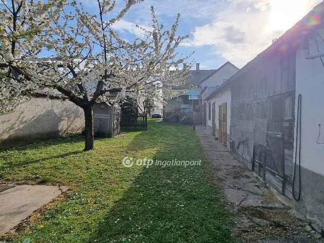 Eladó ház Kenyeri 80 nm