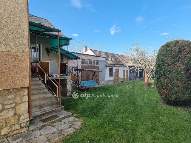 Eladó ház Kenyeri 80 nm