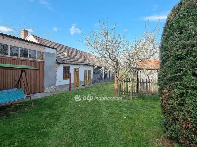 Eladó ház Kenyeri 80 nm