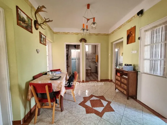 Eladó ház Kenyeri 80 nm