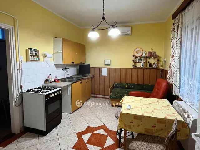 Eladó ház Kenyeri 80 nm