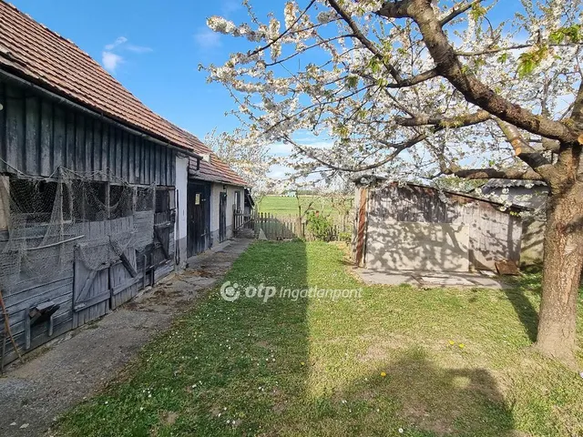 Eladó ház Kenyeri 80 nm