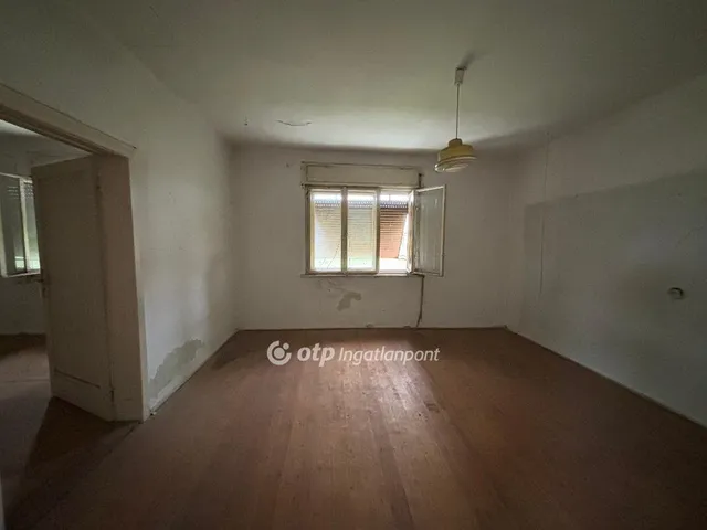 Eladó ház Bakonyszentiván 85 nm