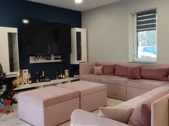 Eladó ház Pápa 360 nm