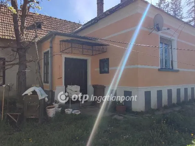 Eladó ház Kispirit 111 nm