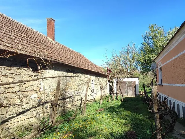 Eladó ház Kispirit 111 nm