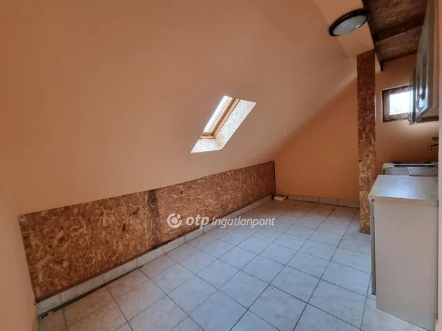 Eladó ház Iszkáz 190 nm