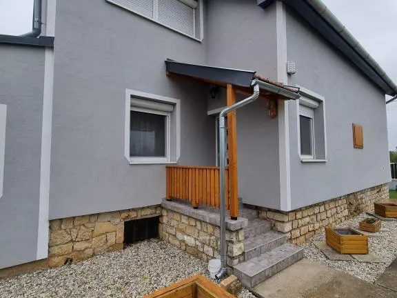 Eladó ház Nemesszalók 200 nm