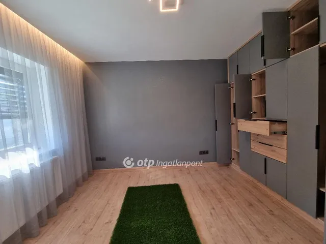 Eladó ház Döbrönte 183 nm