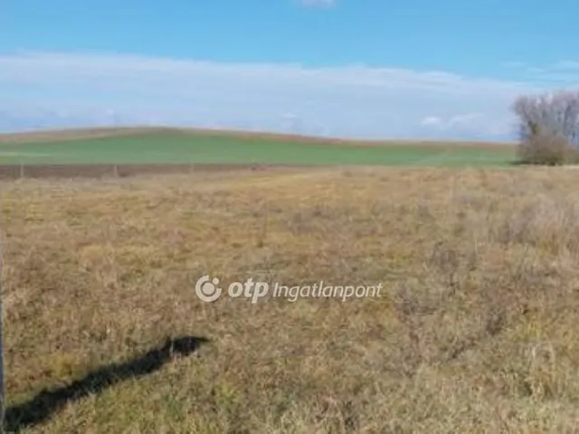 Eladó telek Kup 1 nm