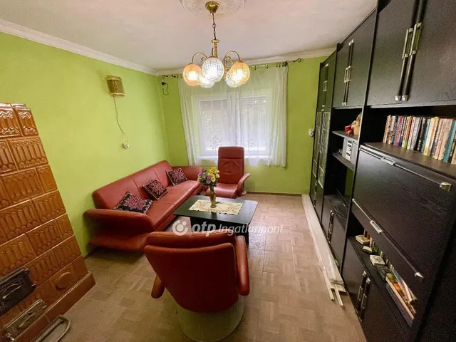 Eladó ház Adásztevel 64 nm