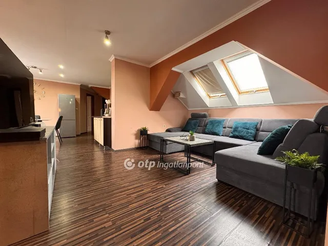 Eladó lakás Pápa 127 nm