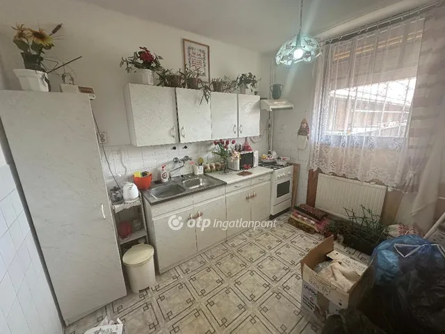 Eladó lakás Pápa 54 nm