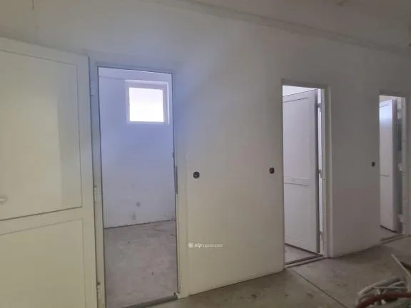 Eladó kereskedelmi és ipari ingatlan Gyarmat 1000 nm