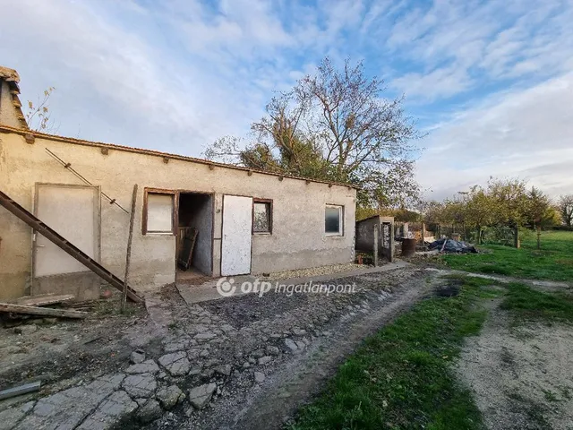 Eladó ház Külsővat 78 nm