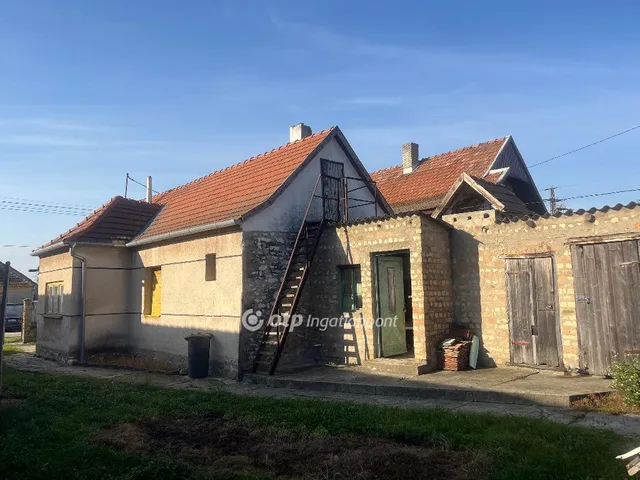 Eladó ház Ajka 60 nm