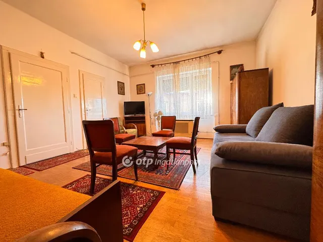 Eladó lakás Pápa 35 nm