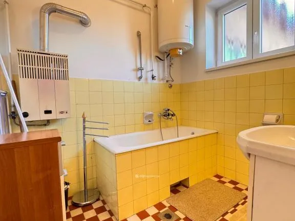 Eladó lakás Pápa 35 nm