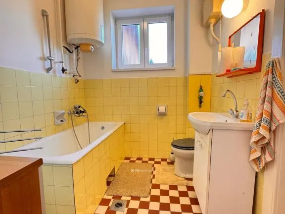 Eladó lakás Pápa 35 nm