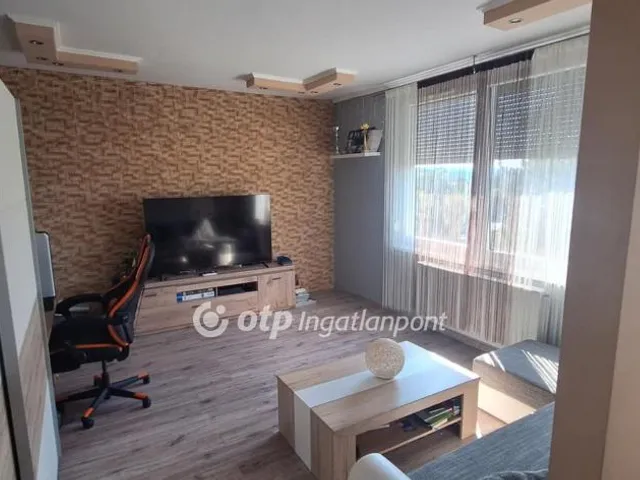 Eladó lakás Pápa 58 nm