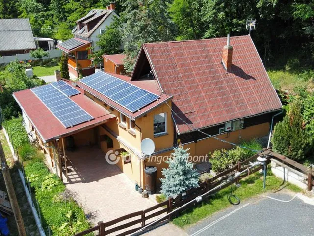 Eladó üdülő és hétvégi ház Döbrönte 125 nm