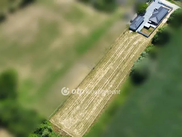 Eladó ház Pápa 360 nm