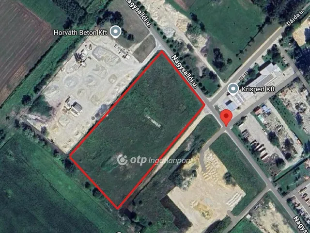 Eladó kereskedelmi és ipari ingatlan Pápa 26331 nm