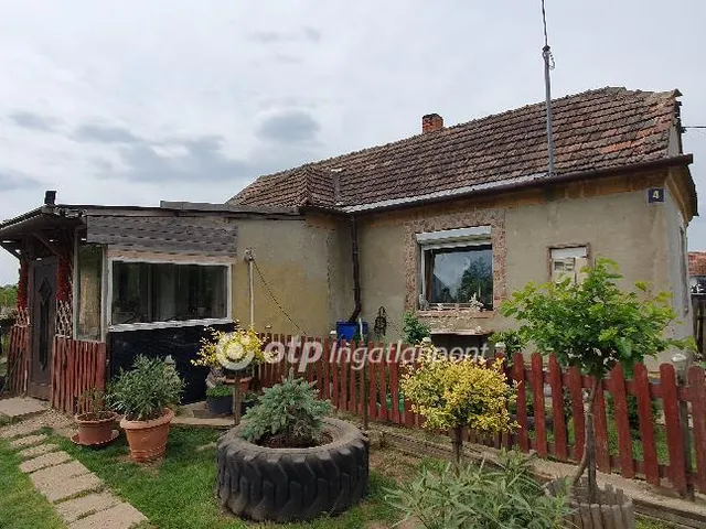 Eladó ház Nemesszalók 54 nm