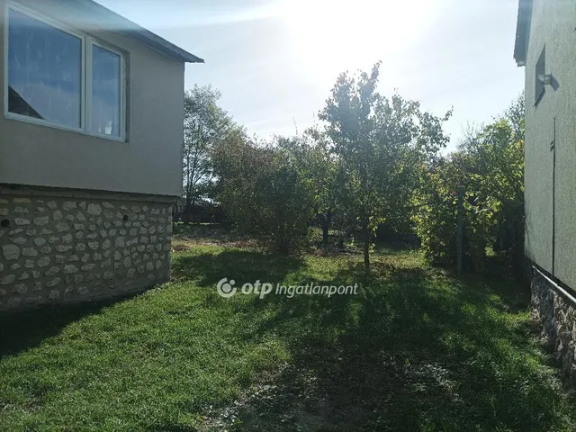 Eladó ház Devecser 111 nm