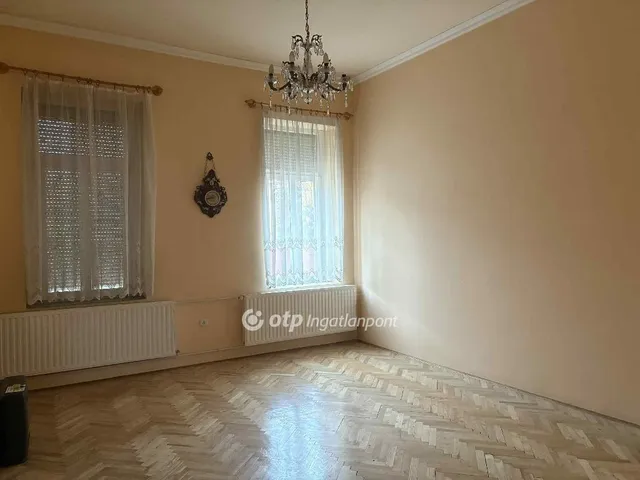 Eladó ház Pápa 93 nm