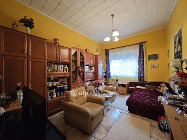 Eladó ház Budapest XV. kerület 172 nm