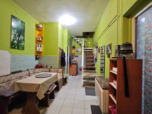 Eladó ház Budapest XV. kerület 172 nm