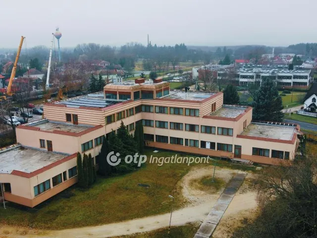 Eladó kereskedelmi és ipari ingatlan Celldömölk 3000 nm