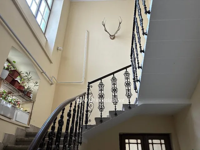 Eladó lakás Pápa 127 nm